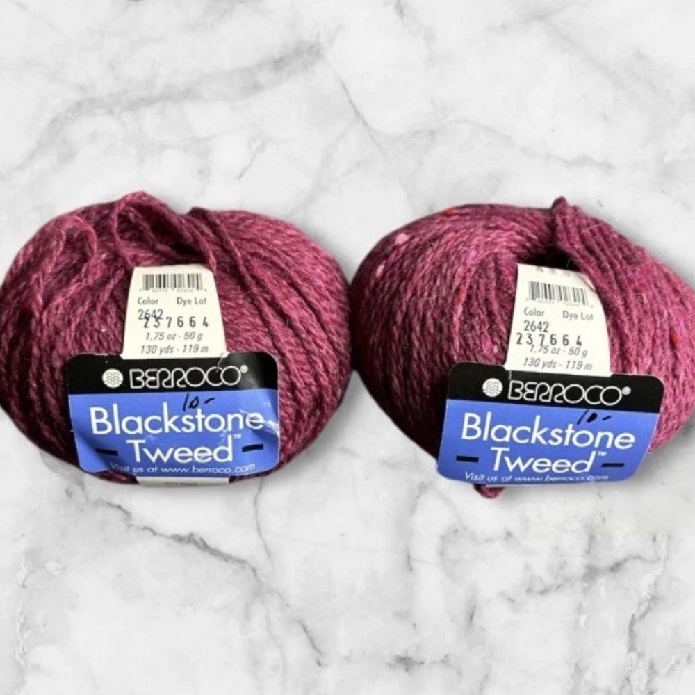 Berroco Blackstone Tweed lot of 2 ball yarn color 2462 rhubarb dye lot 237664